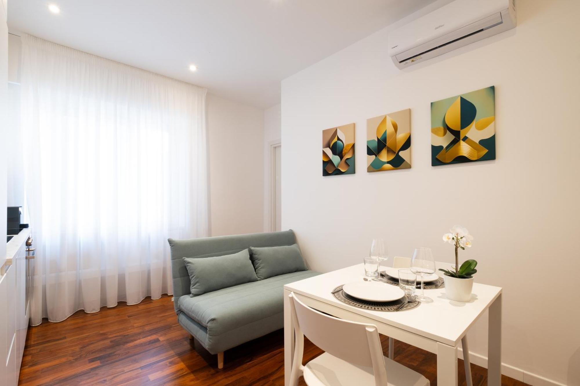The Apulian Loft Bari - Via Celentano Apartment ภายนอก รูปภาพ