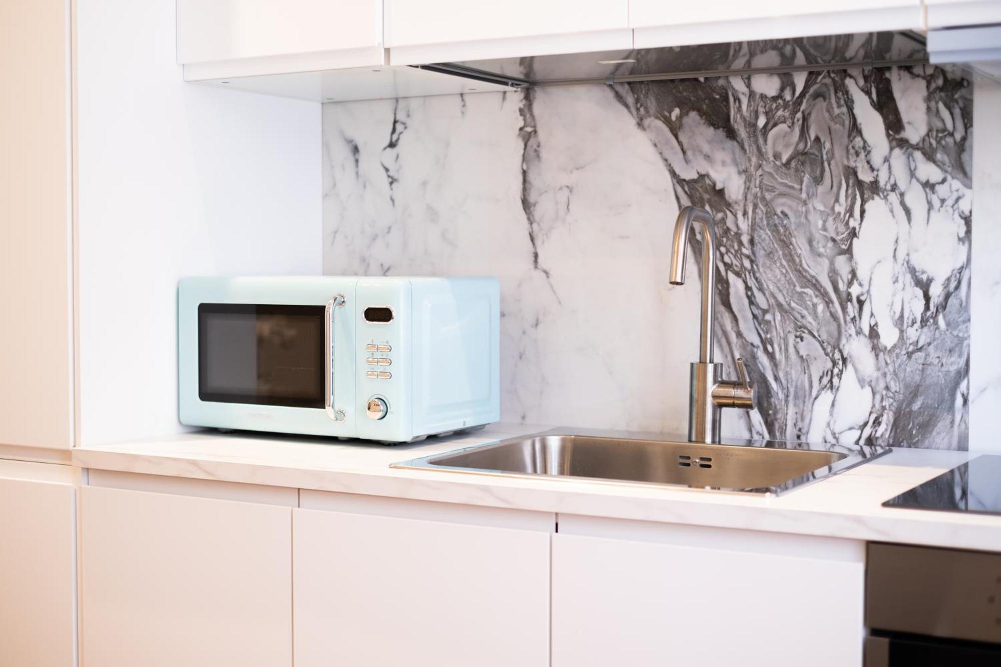 The Apulian Loft Bari - Via Celentano Apartment ภายนอก รูปภาพ