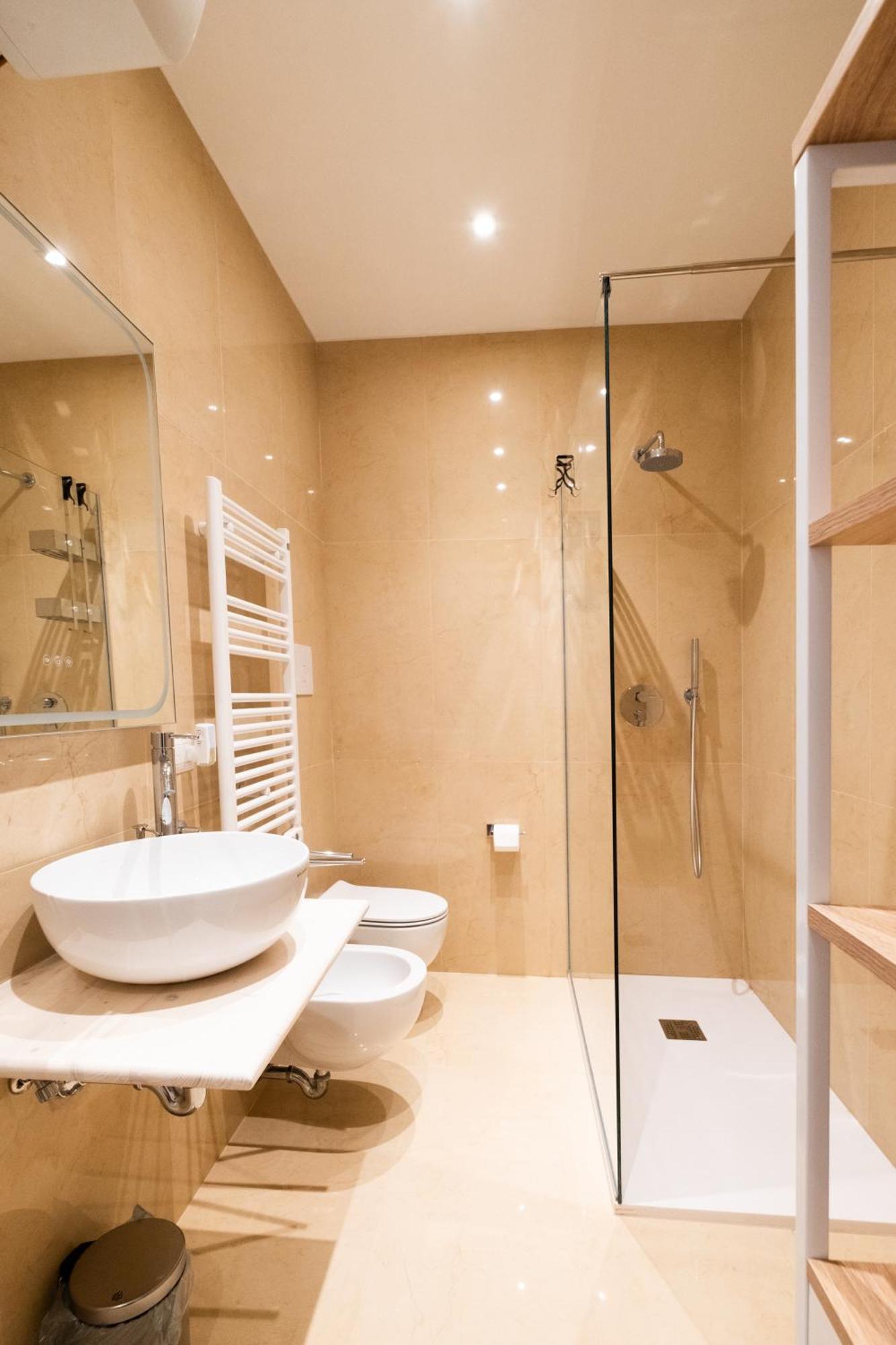 The Apulian Loft Bari - Via Celentano Apartment ภายนอก รูปภาพ