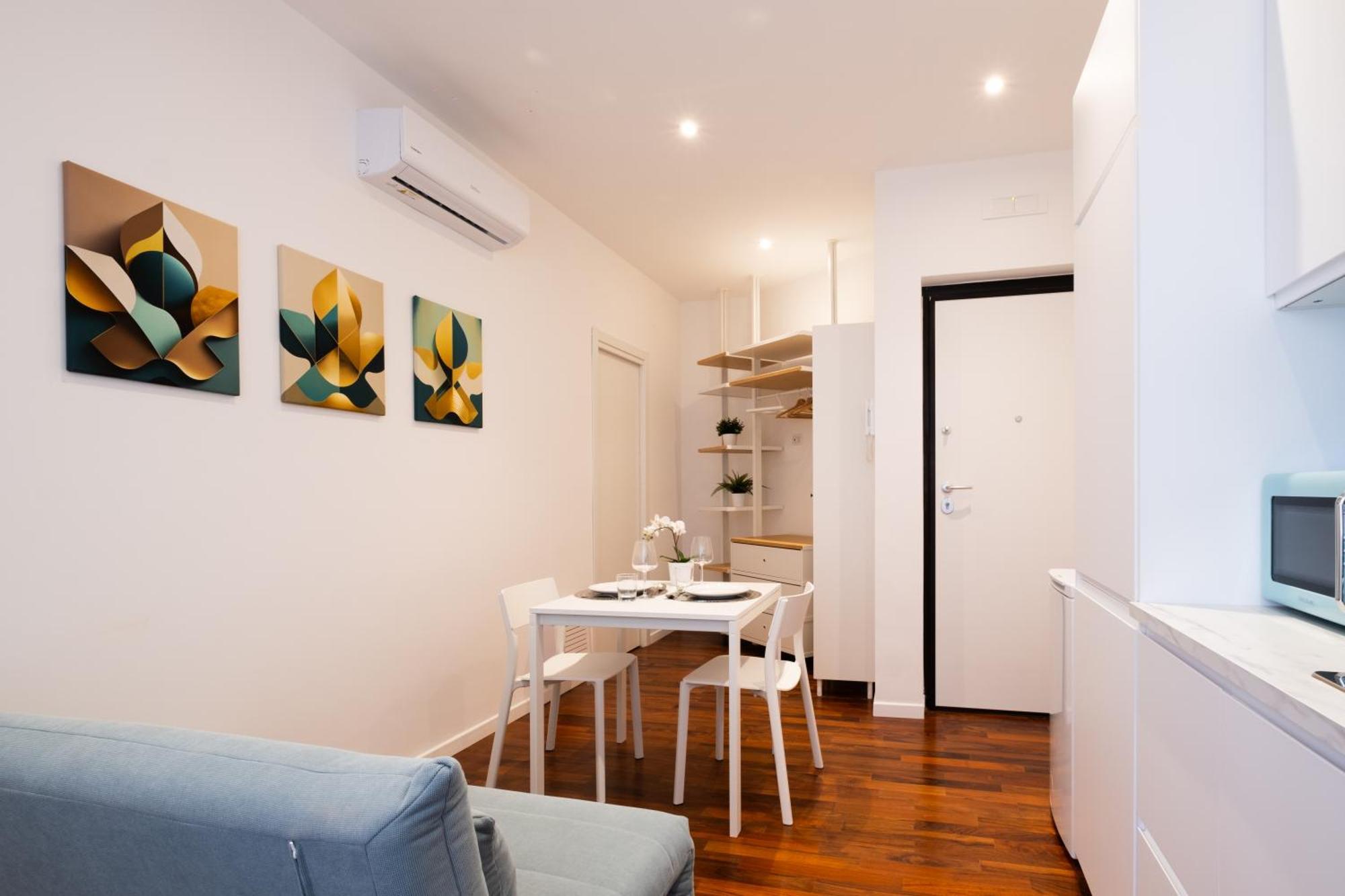 The Apulian Loft Bari - Via Celentano Apartment ภายนอก รูปภาพ